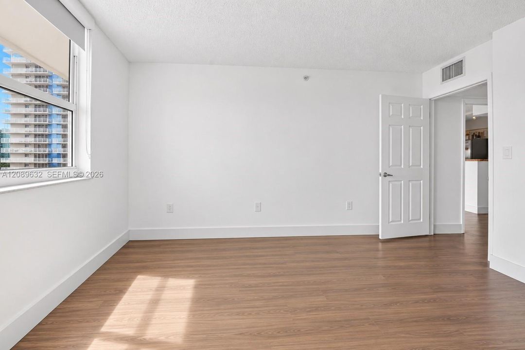 En Renta: $3,250 (1 camas, 1 baños, 760 Pies cuadrados)