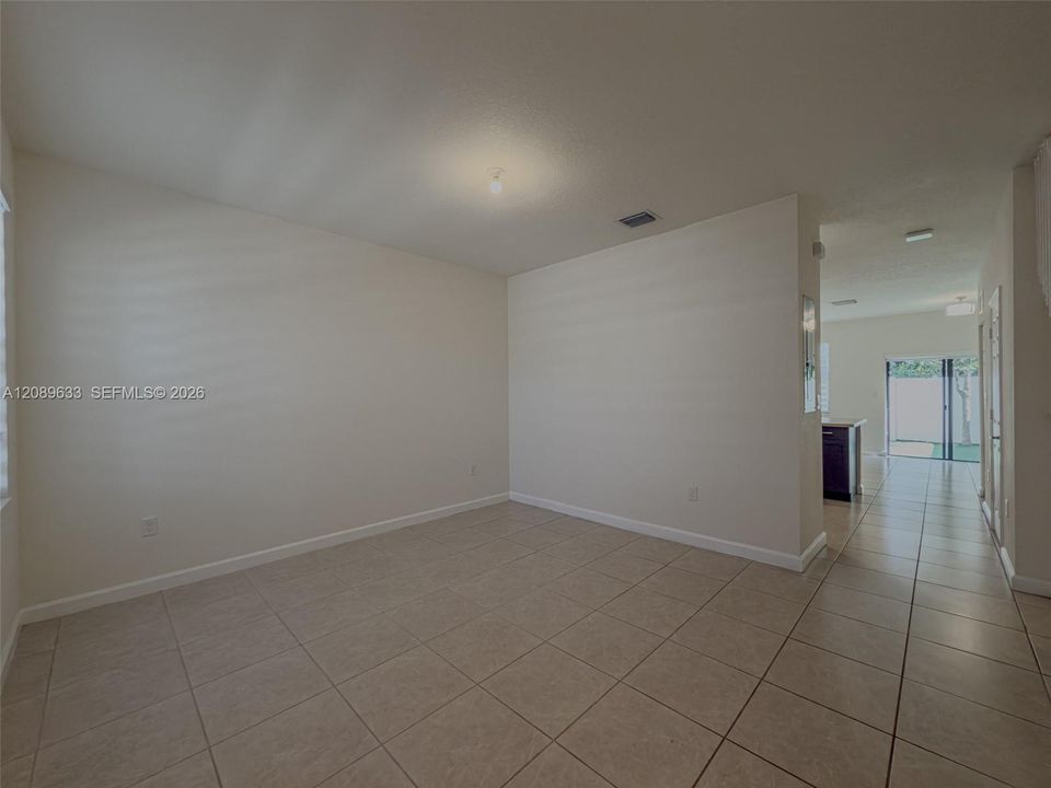 En Venta: $479,900 (3 camas, 2 baños, 1412 Pies cuadrados)