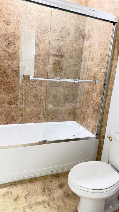 В аренду: $10,000 (5 спален, 4 ванн, 2958 Квадратных фут)