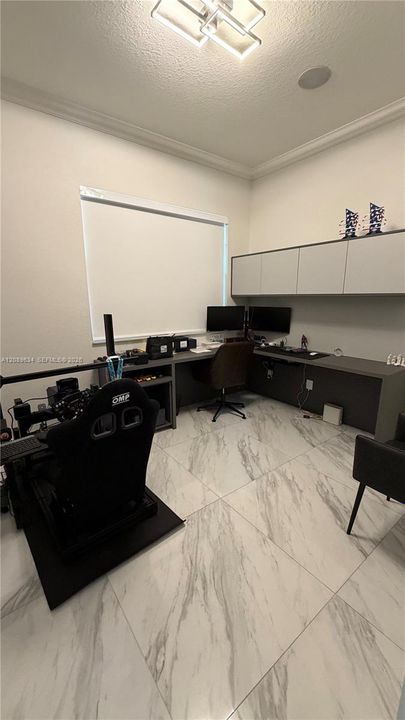 В аренду: $10,000 (5 спален, 4 ванн, 2958 Квадратных фут)