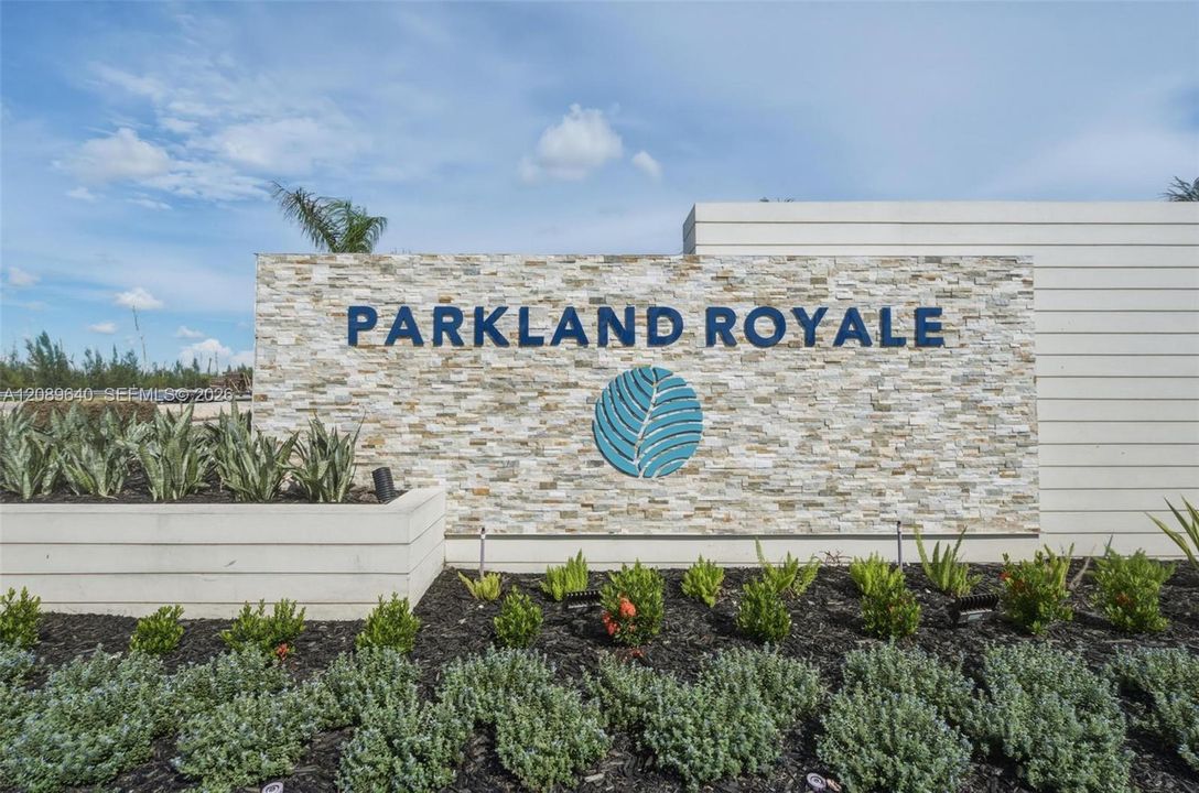 For Rent: $10,000 (5 beds, 5 baths, 5377 Square Feet)
