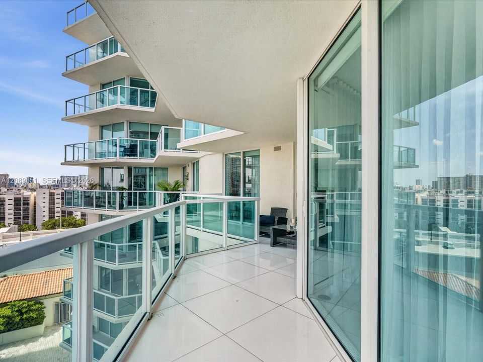 For Sale: $899,000 (3 beds, 2 baths, 1458 Square Feet)