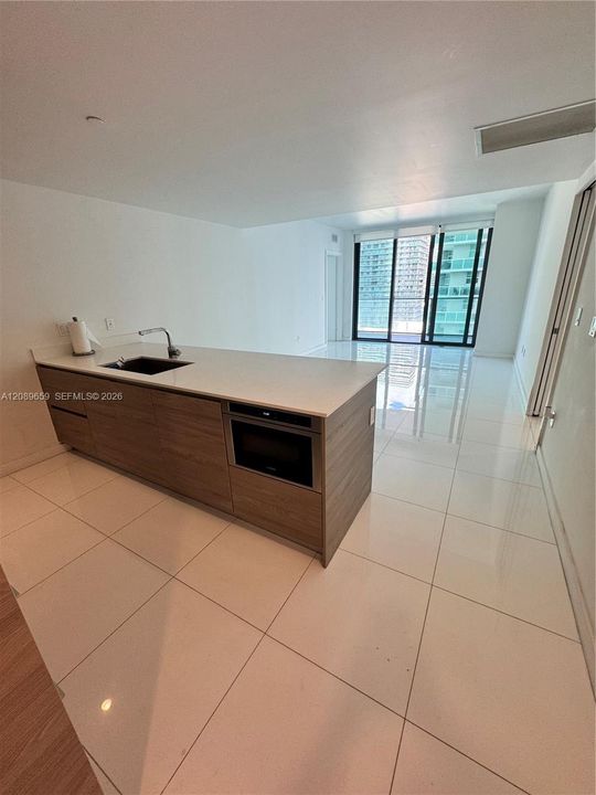 En Venta: $699,900 (2 camas, 2 baños, 868 Pies cuadrados)