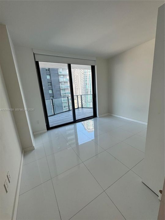 En Venta: $699,900 (2 camas, 2 baños, 868 Pies cuadrados)