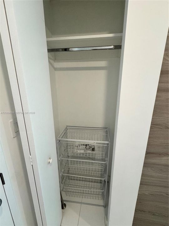 En Venta: $699,900 (2 camas, 2 baños, 868 Pies cuadrados)