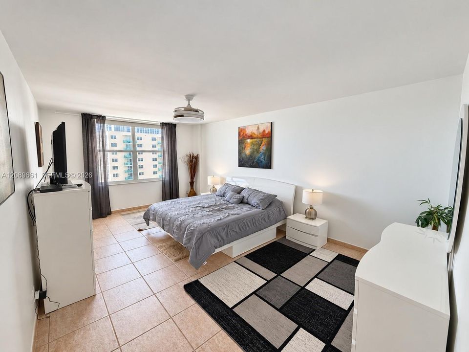 En Renta: $3,900 (2 camas, 2 baños, 1248 Pies cuadrados)