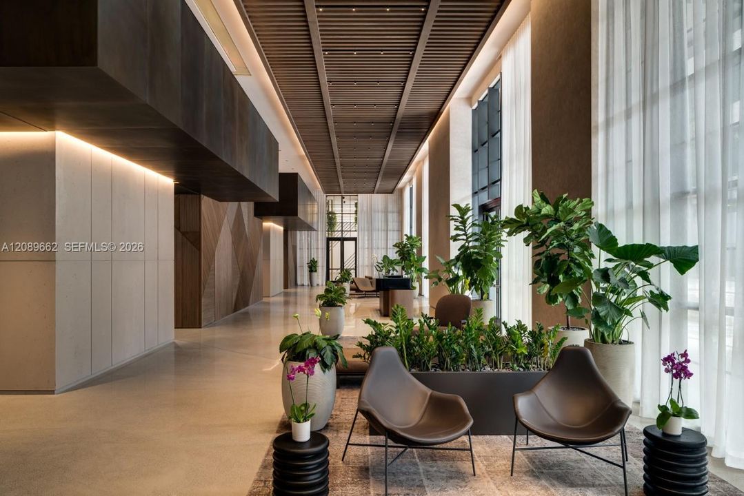 En Venta: $825,000 (2 camas, 2 baños, 907 Pies cuadrados)