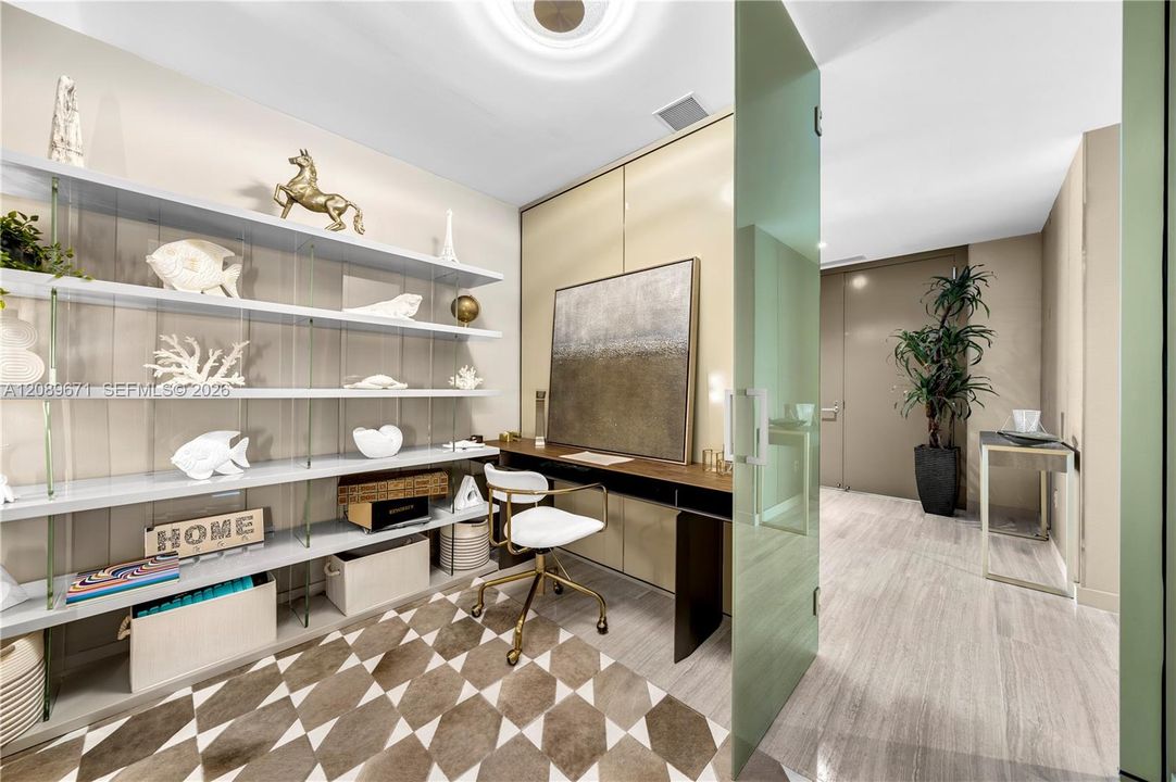 En Venta: $4,200,000 (3 camas, 3 baños, 2271 Pies cuadrados)