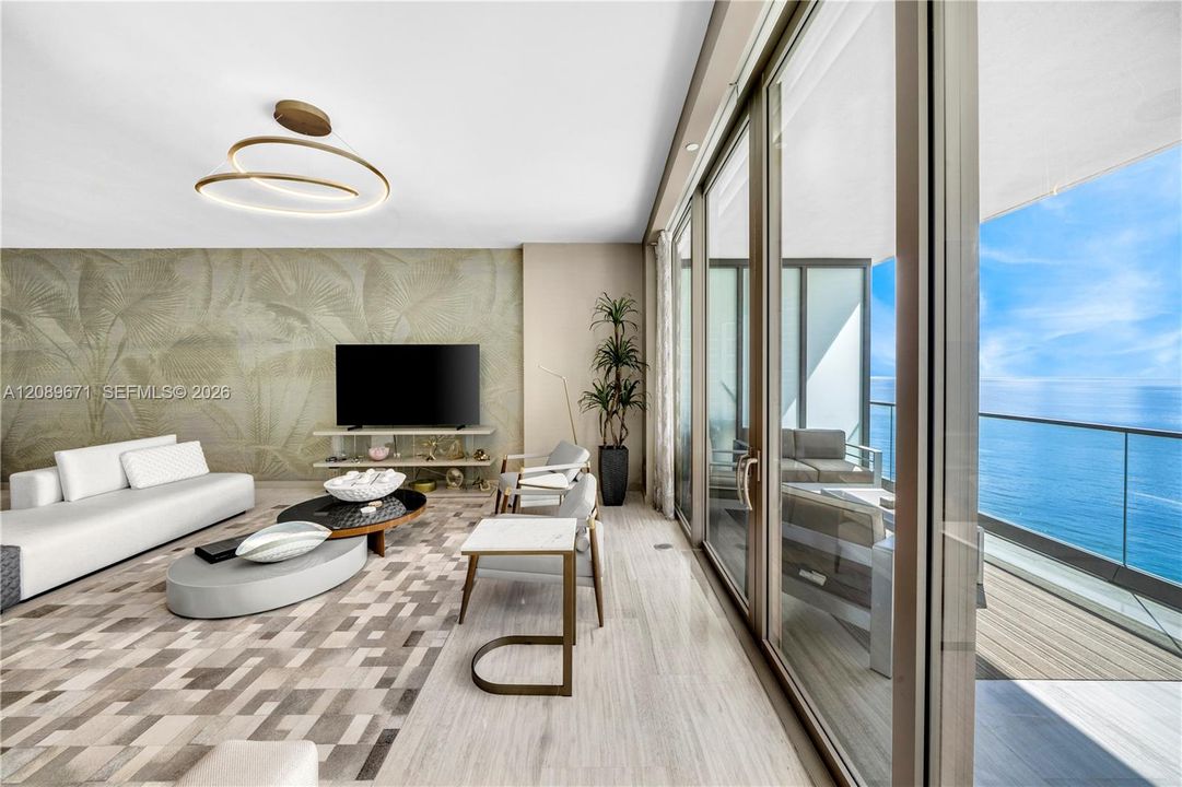 En Venta: $4,200,000 (3 camas, 3 baños, 2271 Pies cuadrados)