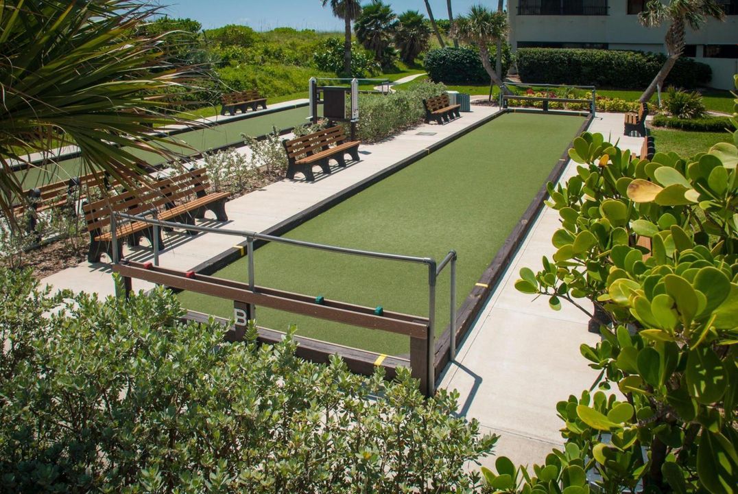 BOCCE BALL