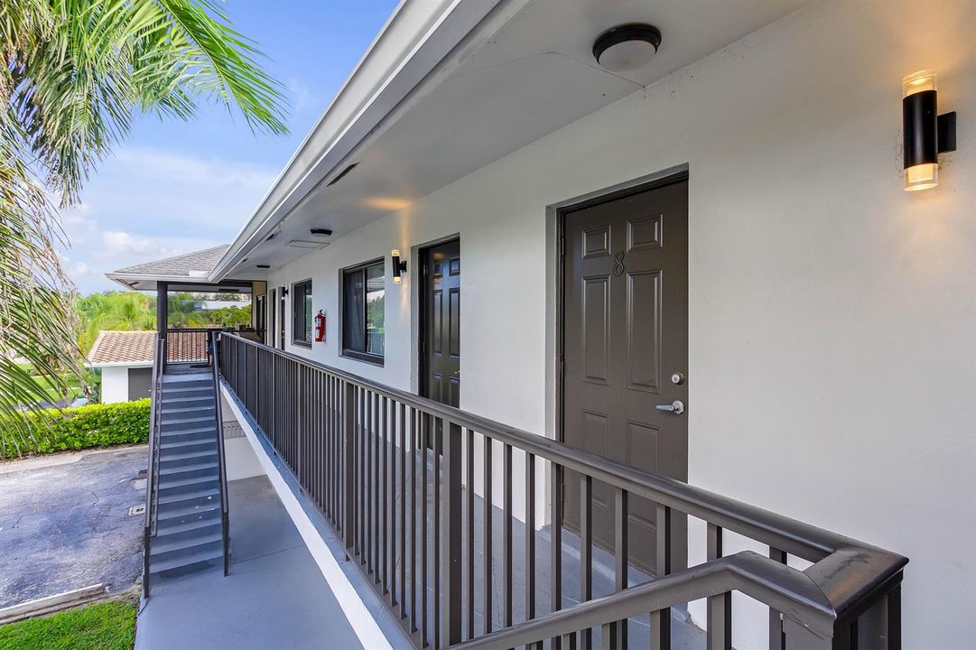 520NE45THSTUNIT7-3