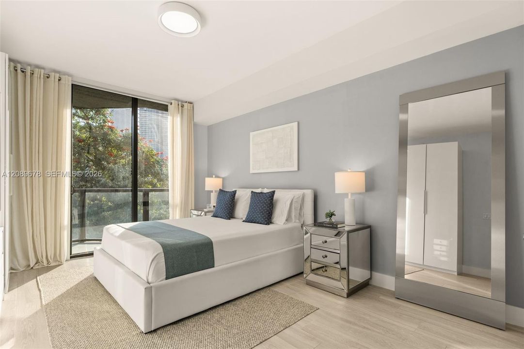 For Rent: $3,900 (1 beds, 1 baths, 746 Square Feet)