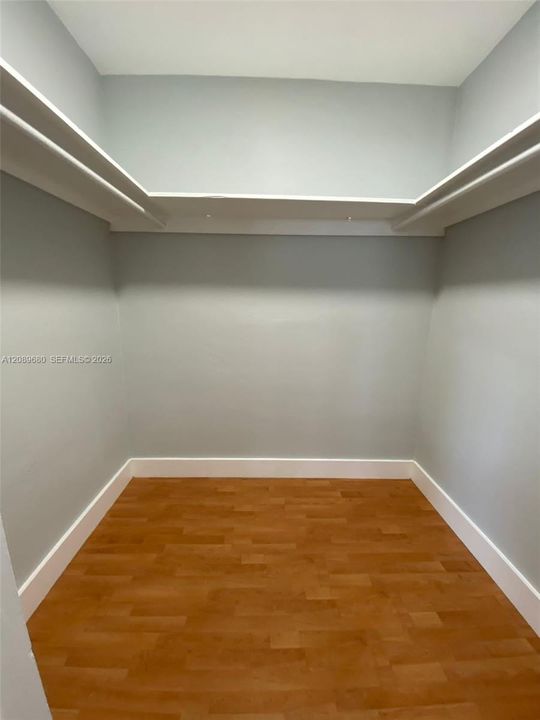 В аренду: $1,550 (0 спален, 1 ванн, 380 Квадратных фут)