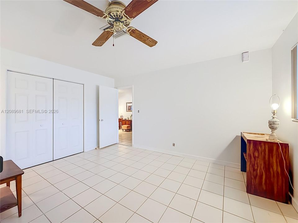 For Sale: $549,000 (3 beds, 2 baths, 1156 Square Feet)