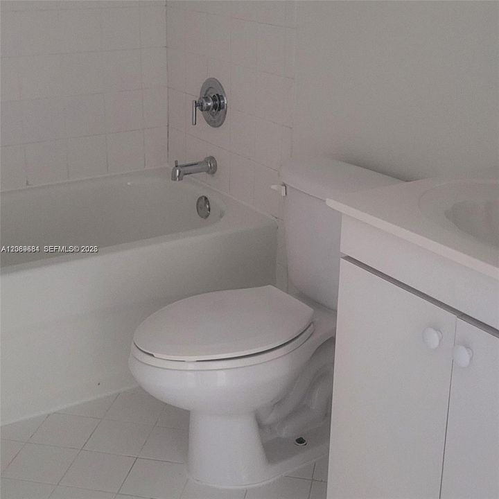En Venta: $199,900 (3 camas, 2 baños, 1099 Pies cuadrados)