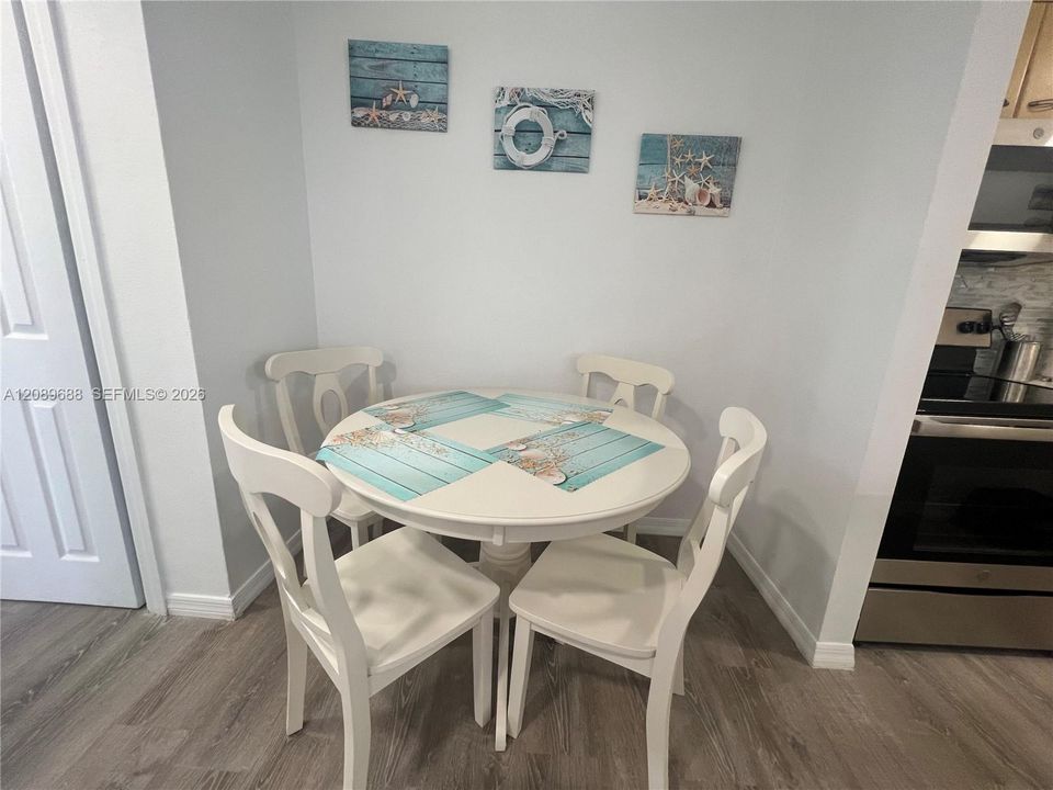En Venta: $250,000 (1 camas, 1 baños, 641 Pies cuadrados)