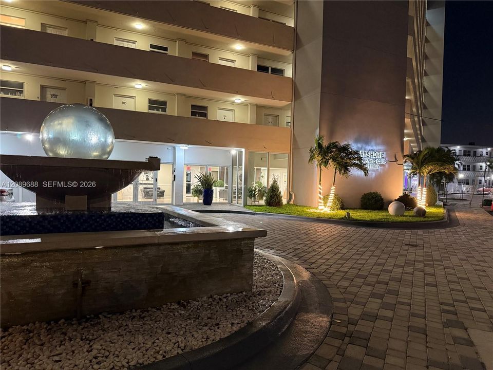 En Venta: $250,000 (1 camas, 1 baños, 641 Pies cuadrados)