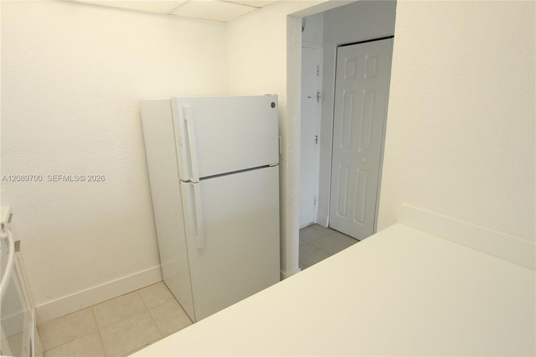 В аренду: $1,800 (1 спален, 1 ванн, 605 Квадратных фут)
