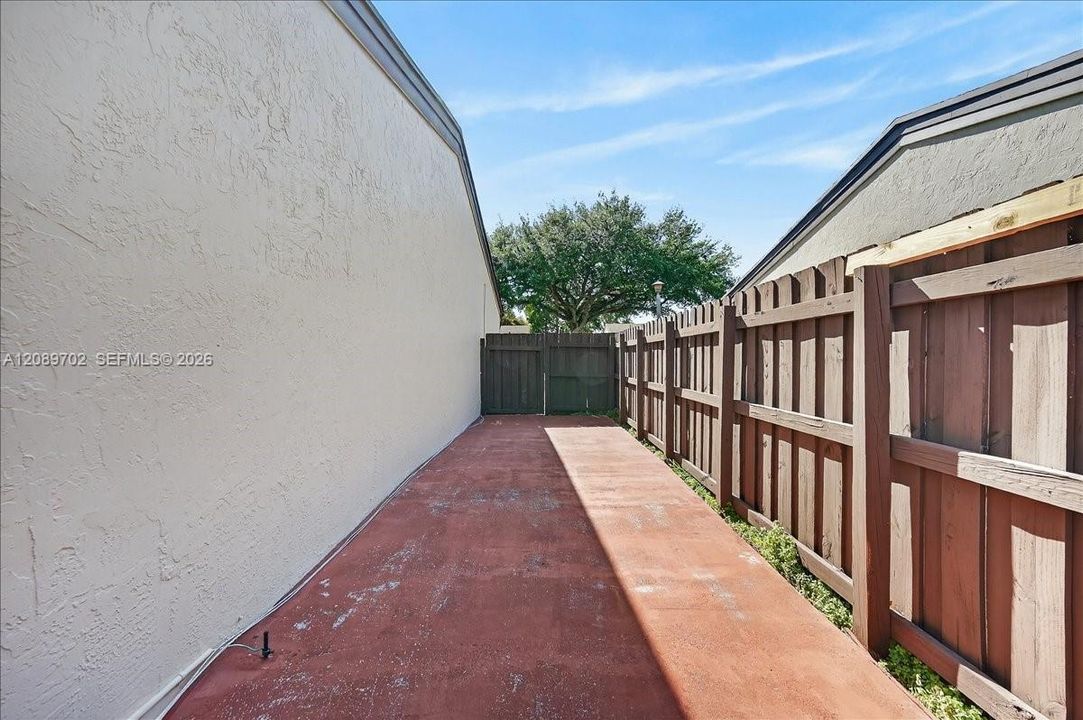 En Venta: $399,900 (2 camas, 2 baños, 1196 Pies cuadrados)