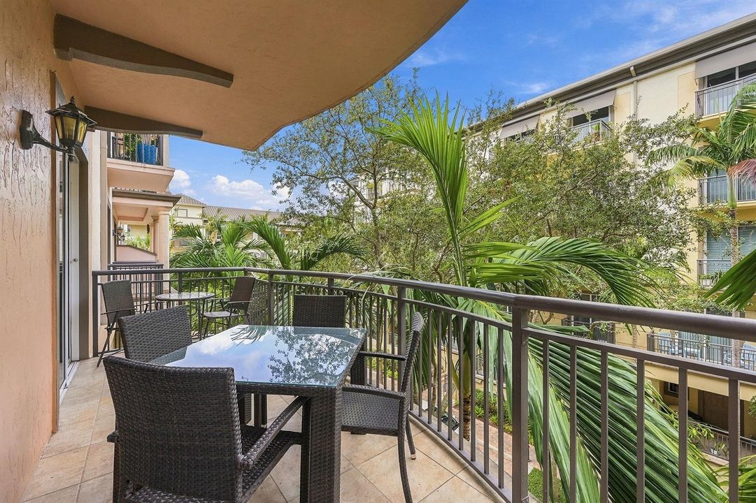 28_balcony
