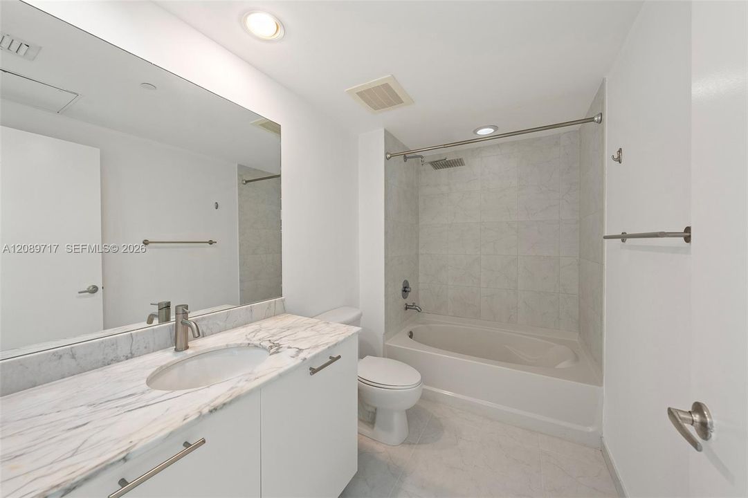 En Venta: $475,000 (1 camas, 1 baños, 702 Pies cuadrados)