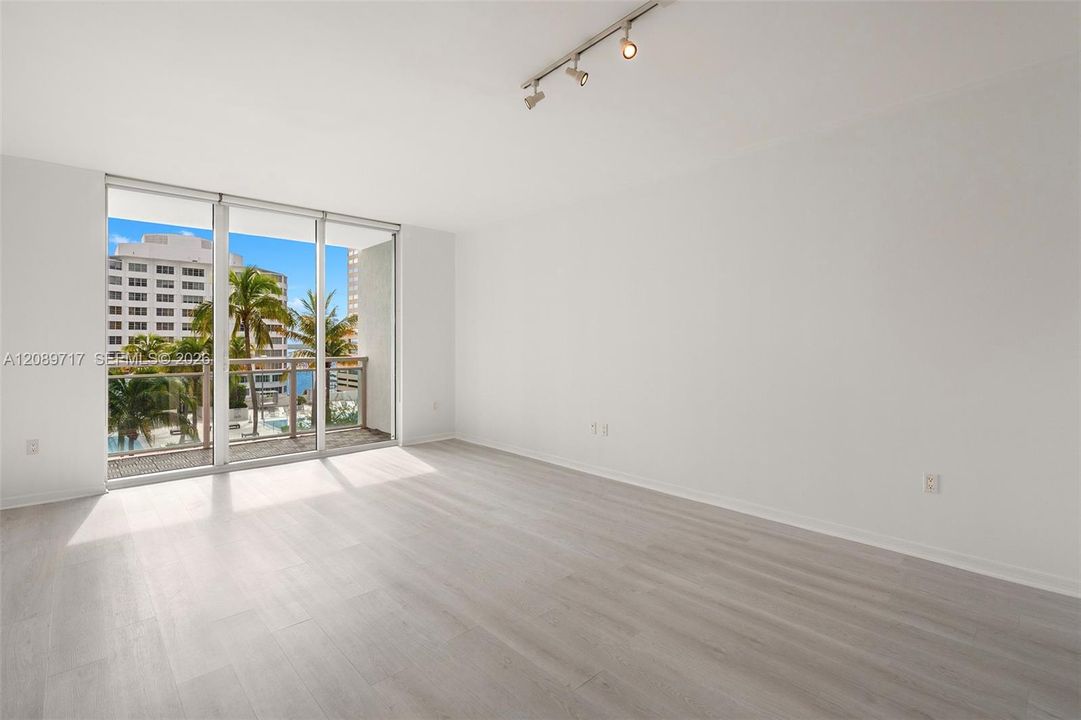 En Venta: $475,000 (1 camas, 1 baños, 702 Pies cuadrados)
