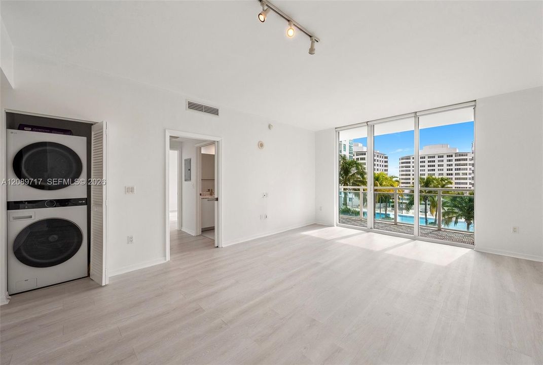 En Venta: $475,000 (1 camas, 1 baños, 702 Pies cuadrados)