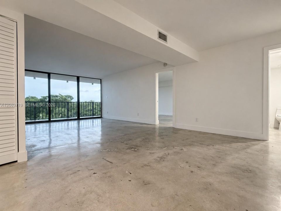 В аренду: $3,300 (1 спален, 1 ванн, 1380 Квадратных фут)