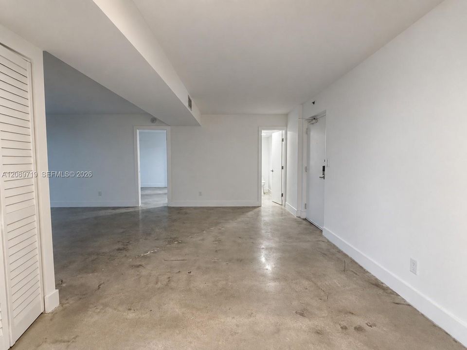 В аренду: $3,300 (1 спален, 1 ванн, 1380 Квадратных фут)