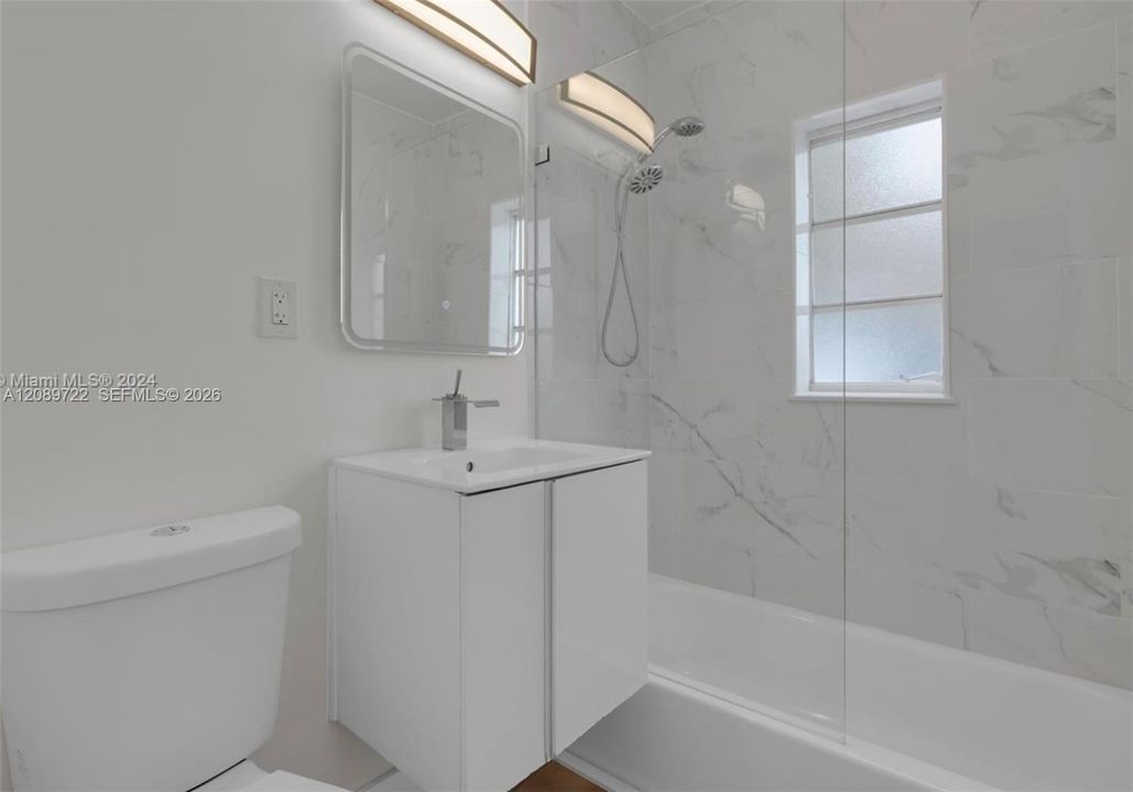 For Rent: $4,200 (3 beds, 2 baths, 1204 Square Feet)