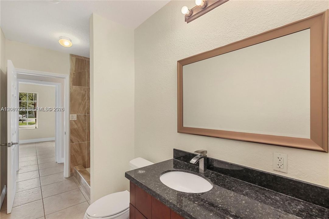 For Sale: $770,000 (5 beds, 3 baths, 2818 Square Feet)