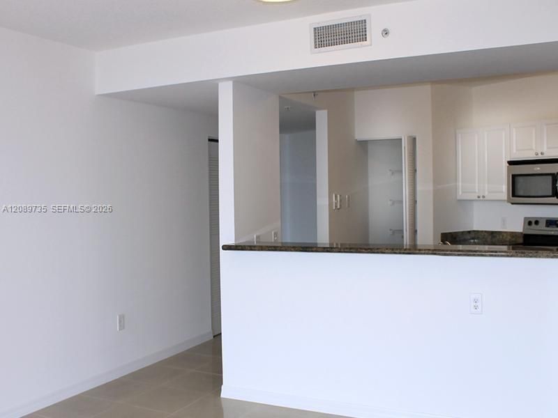 For Rent: $2,900 (3 beds, 2 baths, 0 Square Feet)
