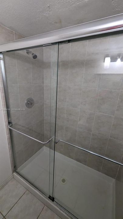 En Venta: $215,000 (2 camas, 2 baños, 1091 Pies cuadrados)