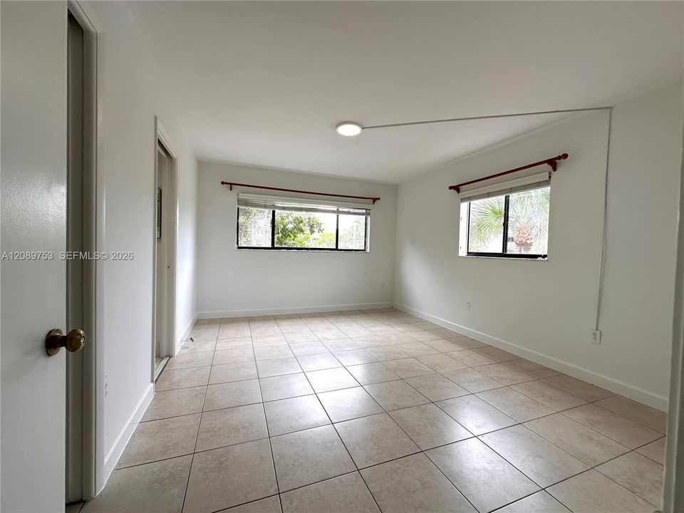 En Renta: $2,600 (3 camas, 2 baños, 1040 Pies cuadrados)