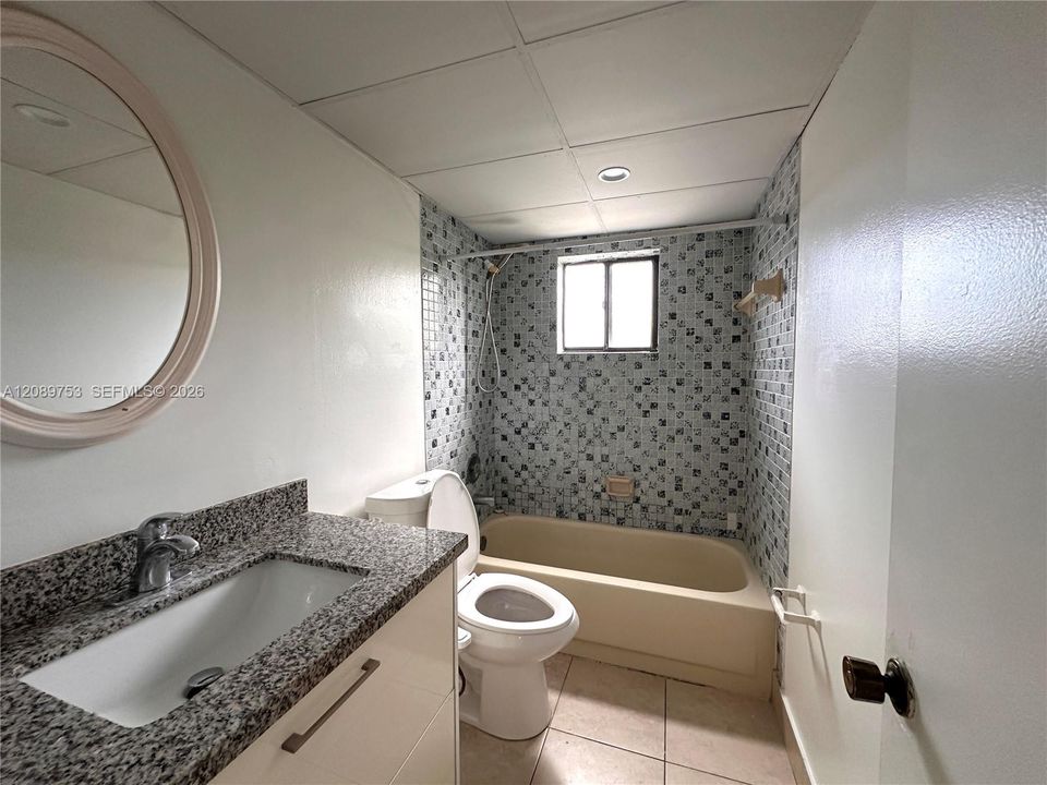 En Renta: $2,600 (3 camas, 2 baños, 1040 Pies cuadrados)