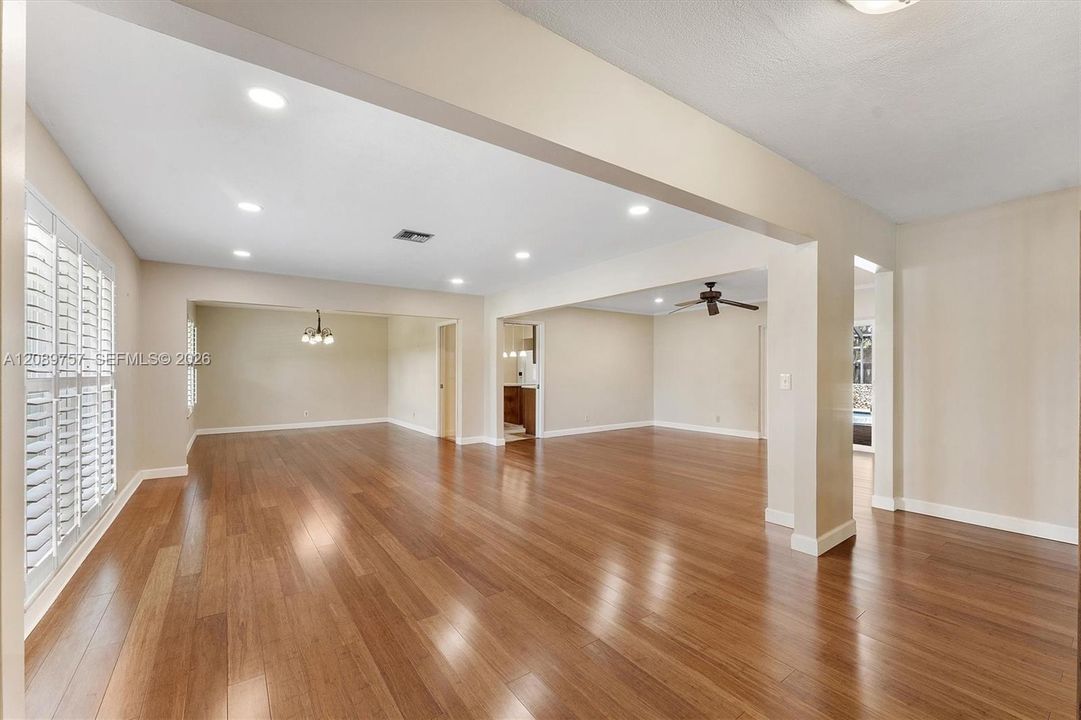 For Sale: $1,195,000 (3 beds, 2 baths, 2632 Square Feet)