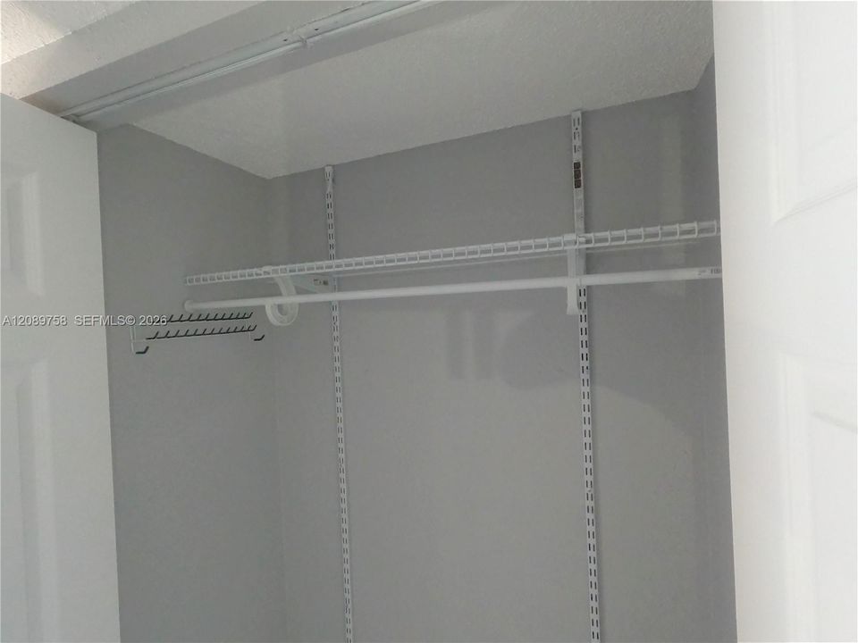 For Rent: $2,700 (3 beds, 2 baths, 1190 Square Feet)