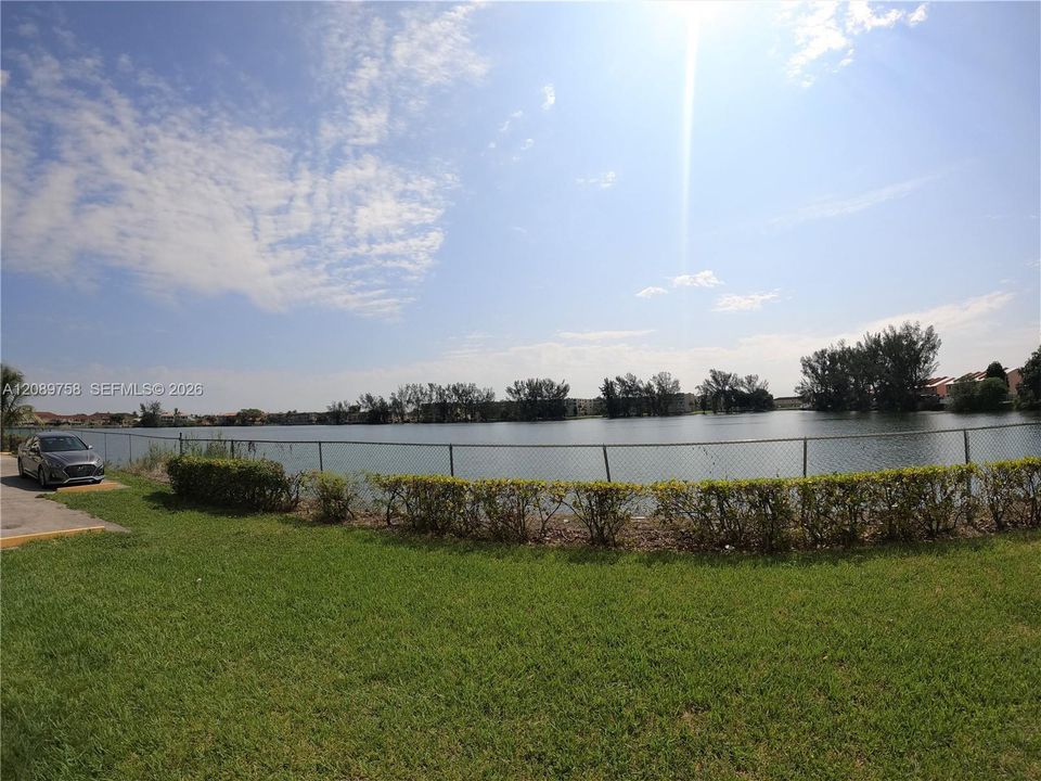 For Rent: $2,700 (3 beds, 2 baths, 1190 Square Feet)