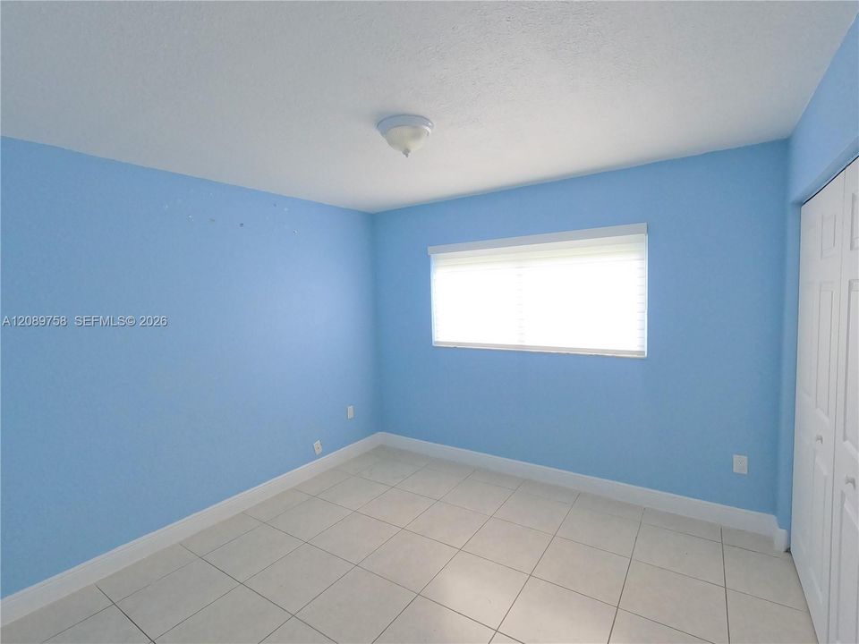 For Rent: $2,700 (3 beds, 2 baths, 1190 Square Feet)