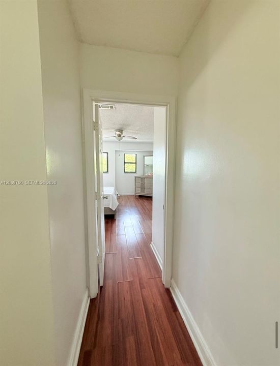 En Venta: $350,000 (3 camas, 2 baños, 1290 Pies cuadrados)