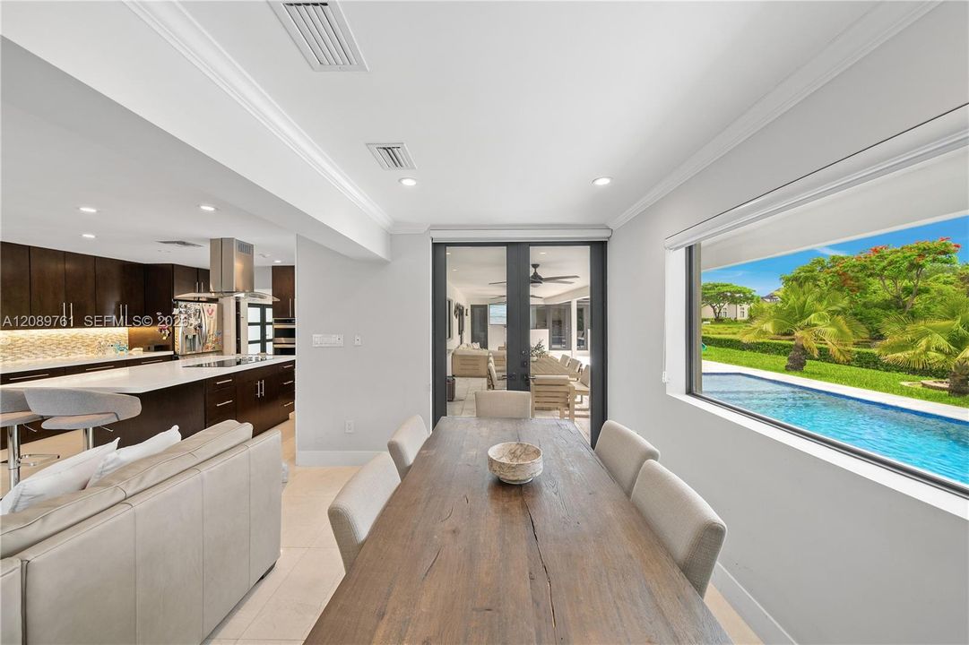 For Sale: $3,100,000 (4 beds, 4 baths, 2380 Square Feet)