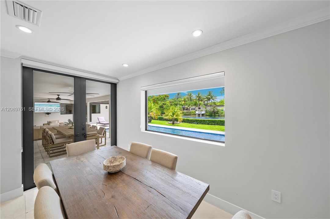For Sale: $3,100,000 (4 beds, 4 baths, 2380 Square Feet)