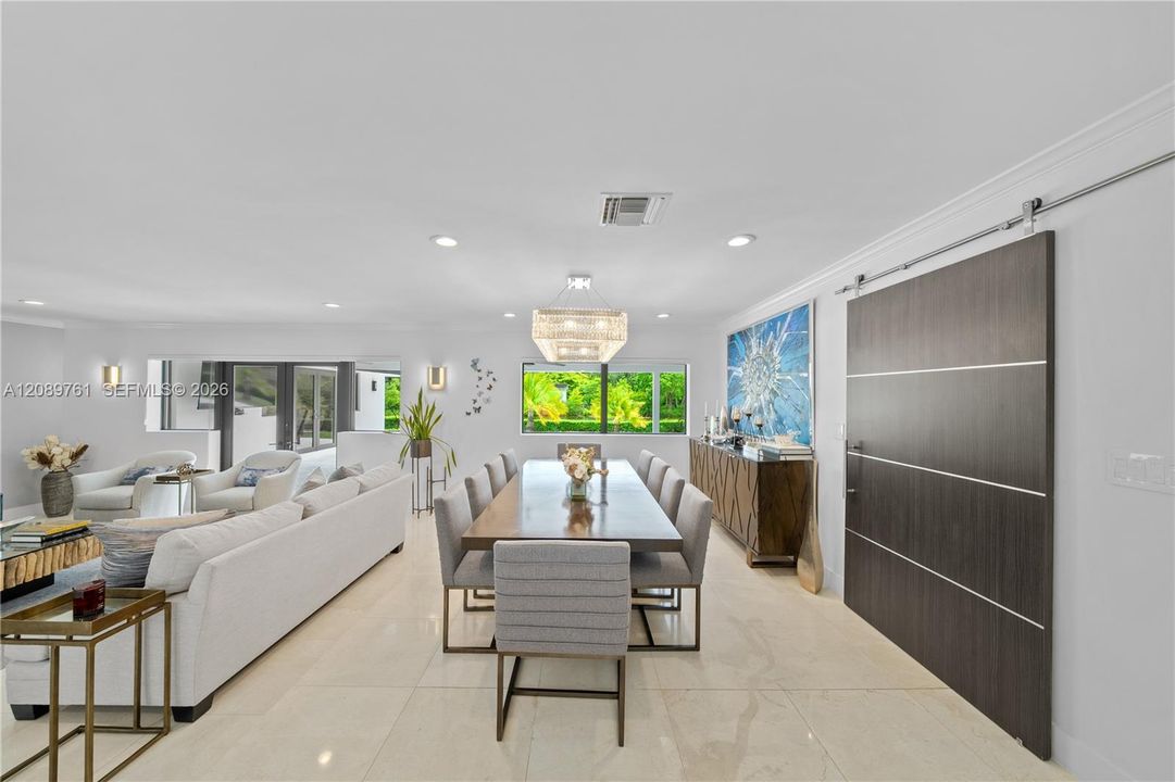 For Sale: $3,100,000 (4 beds, 4 baths, 2380 Square Feet)