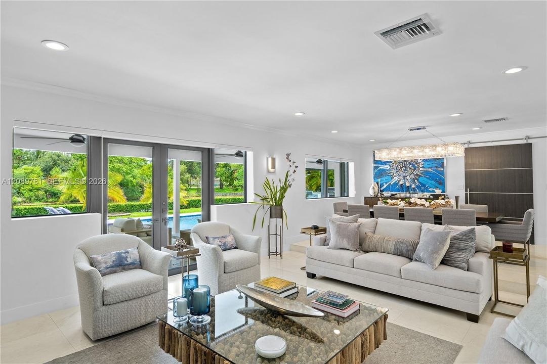 For Sale: $3,100,000 (4 beds, 4 baths, 2380 Square Feet)