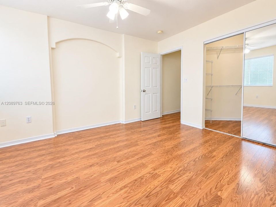 В аренду: $2,995 (3 спален, 2 ванн, 1700 Квадратных фут)