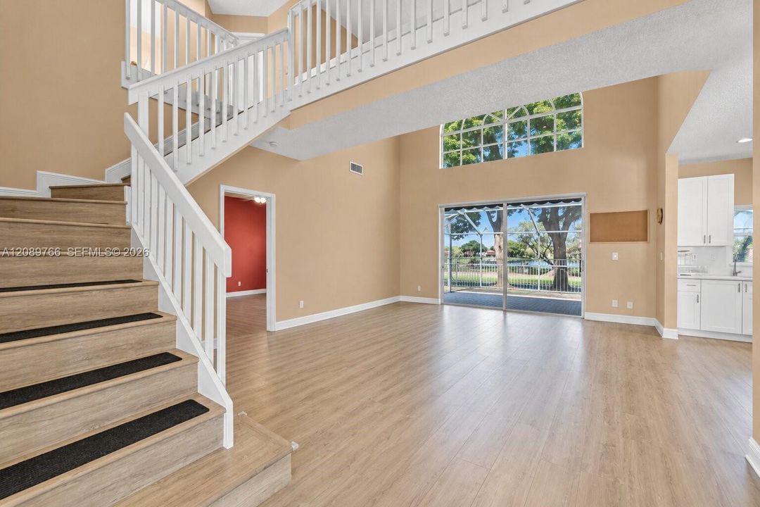 For Sale: $730,000 (5 beds, 3 baths, 2230 Square Feet)