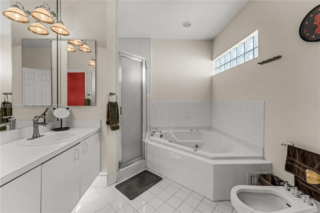 For Sale: $730,000 (5 beds, 3 baths, 2230 Square Feet)