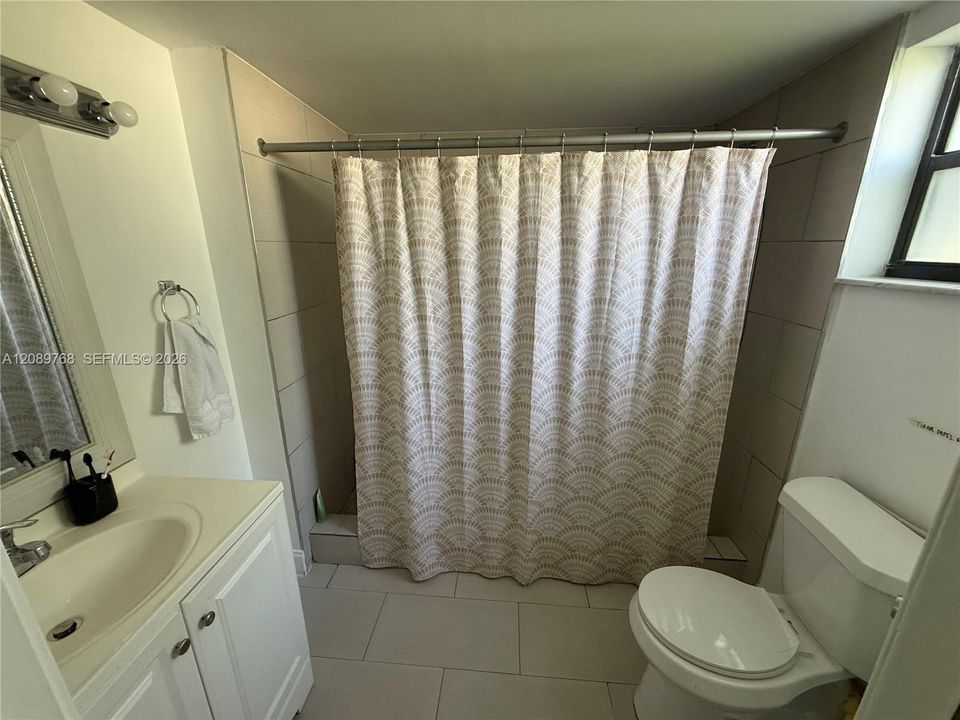 В аренду: $3,300 (3 спален, 2 ванн, 0 Квадратных фут)