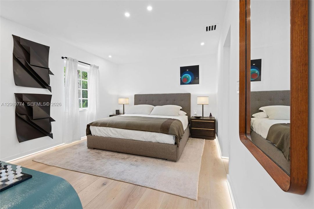 En Venta: $1,795,000 (3 camas, 2 baños, 1826 Pies cuadrados)