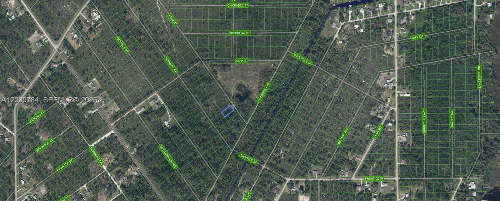 En Venta: $8,900 (0.26 acres)